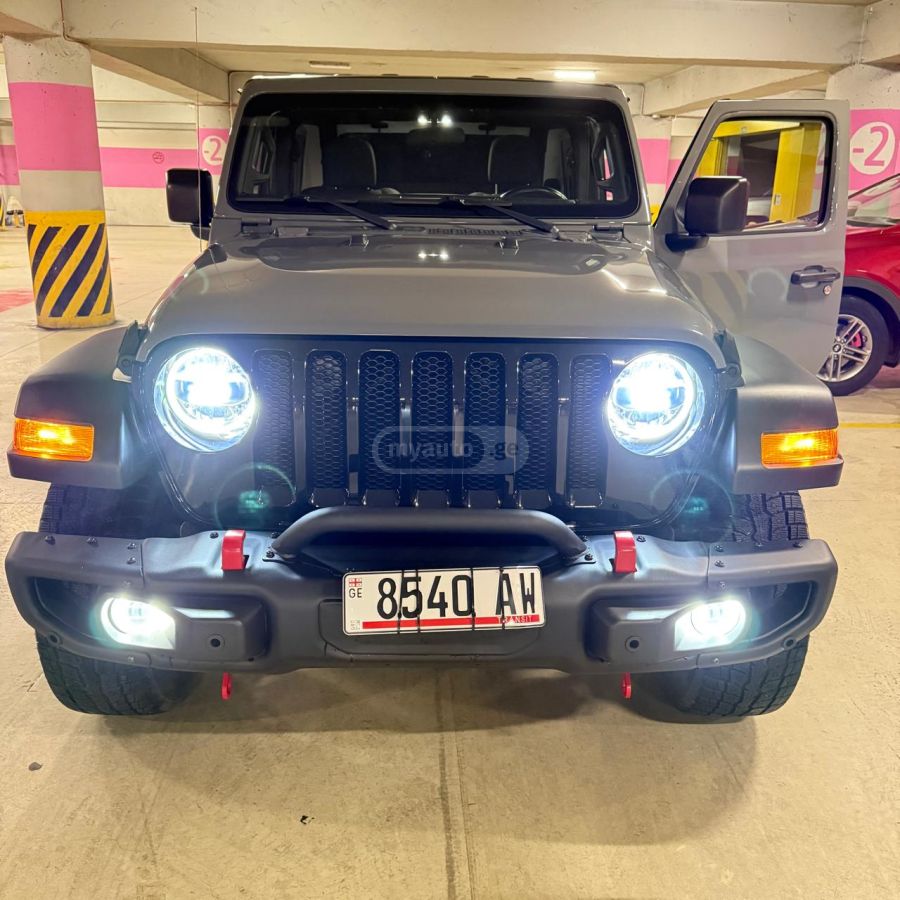 Jeep Wrangler - фото 8