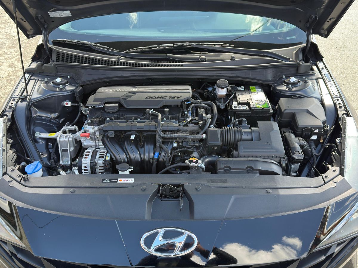 Hyundai SE 4dr Sedan CVT — миниатюра 7