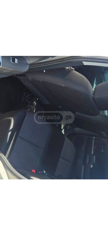 Mitsubishi Outlander Sport - фото 4