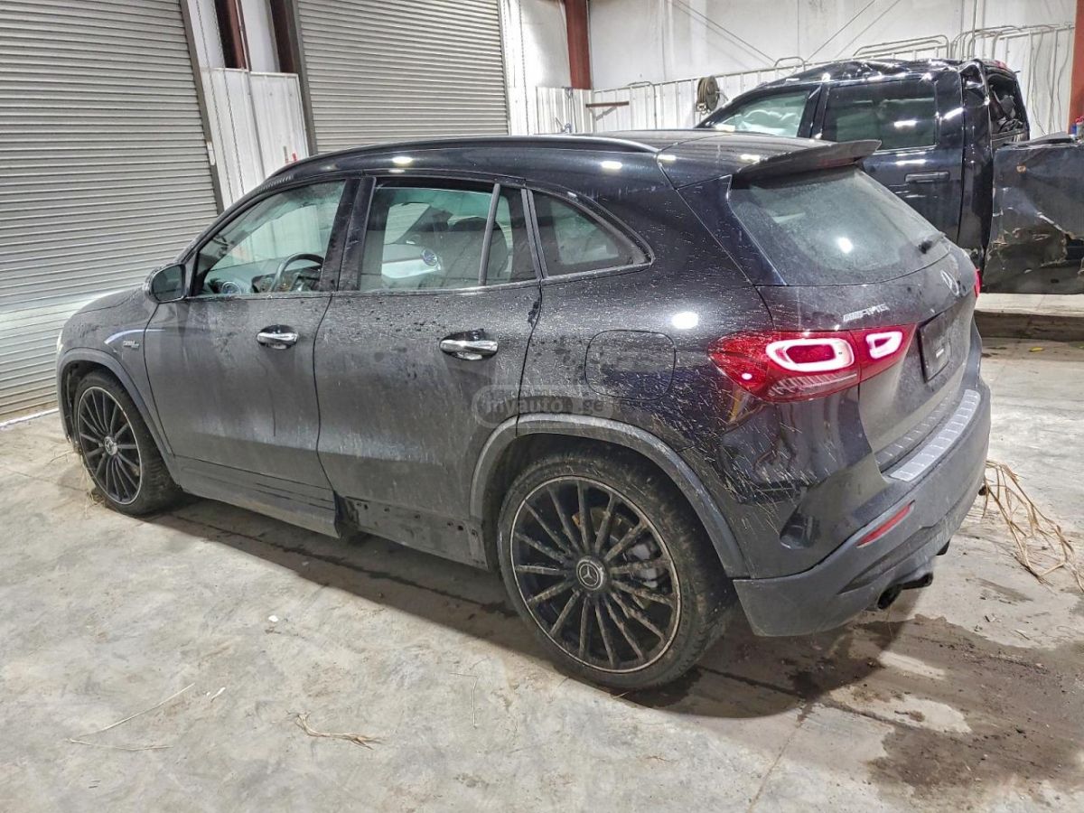 Mercedes-Benz GLA 350 - фото 2