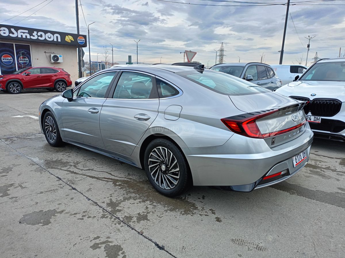 Hyundai Limited 4dr Sedan Automatic — миниатюра 6