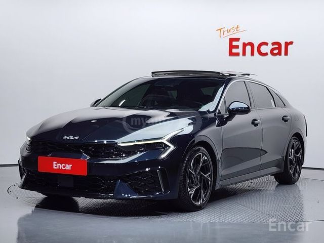 Kia K5 - фото 1