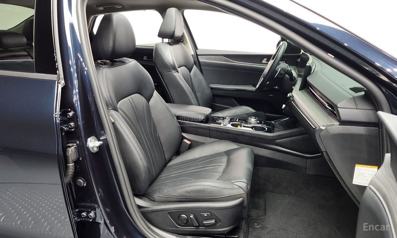 Kia K5 - фото 11