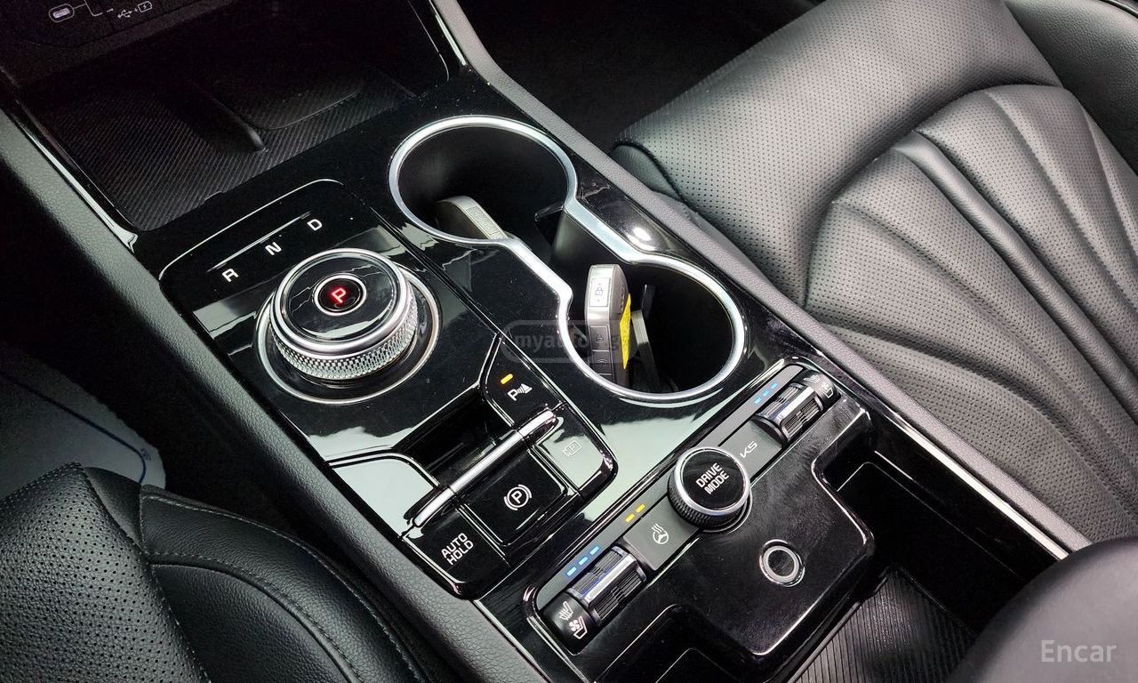 Kia K5 - фото 9