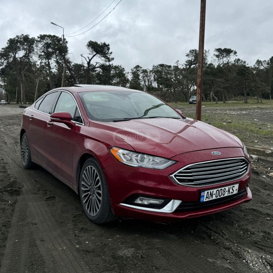 Ford Fusion - фото 1