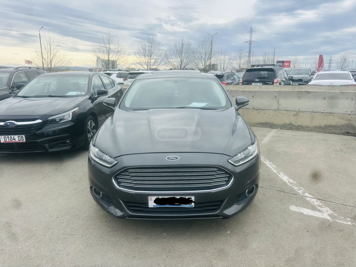 Ford Fusion - фото 3