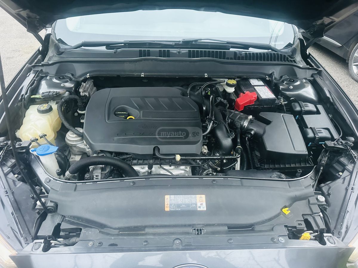 Ford Fusion - фото 8