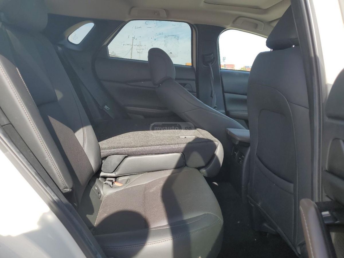 Mazda CX-30 - фото 10