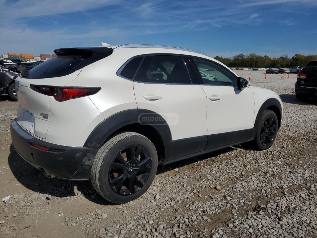 Mazda CX-30 - фото 3