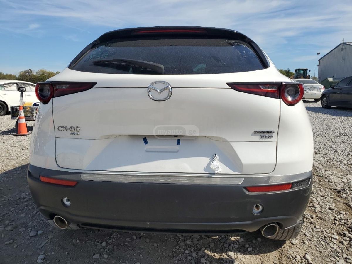 Mazda CX-30 - фото 6