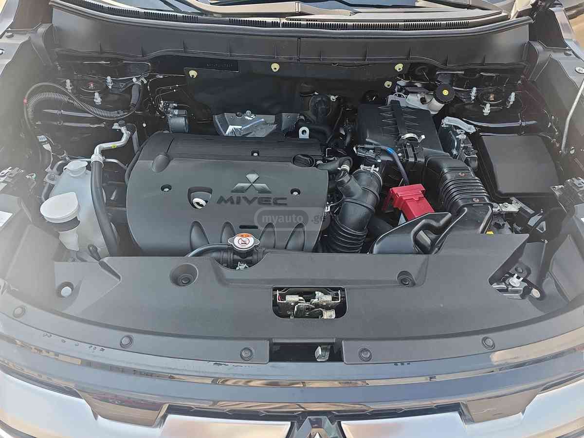 Mitsubishi Outlander Sport 2023 — миниатюра 3