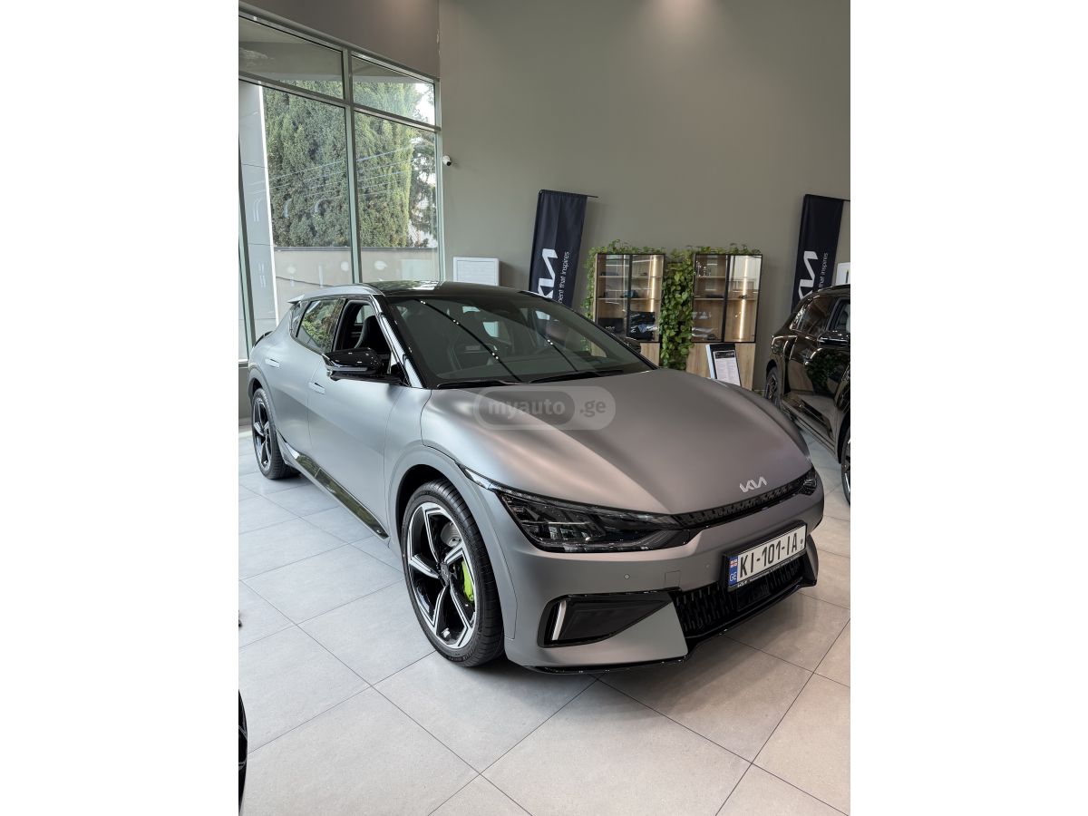 Kia GT — миниатюра 1