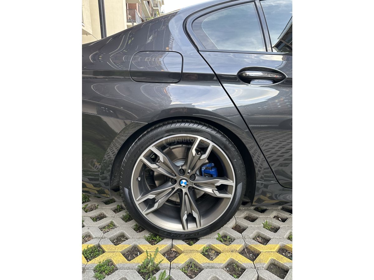 BMW M550 - фото 4