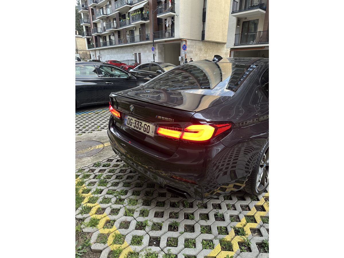 BMW M550 - фото 6