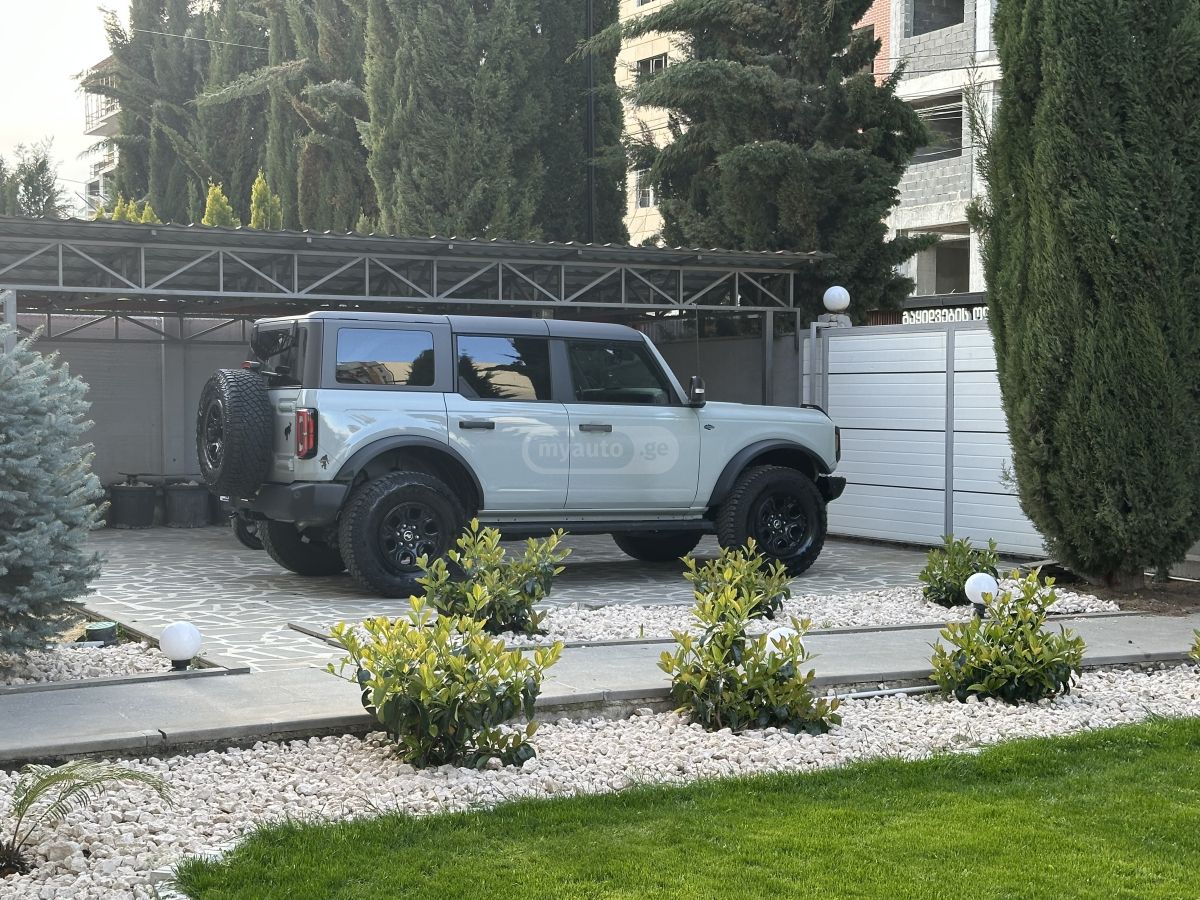 Ford Bronco - фото 10