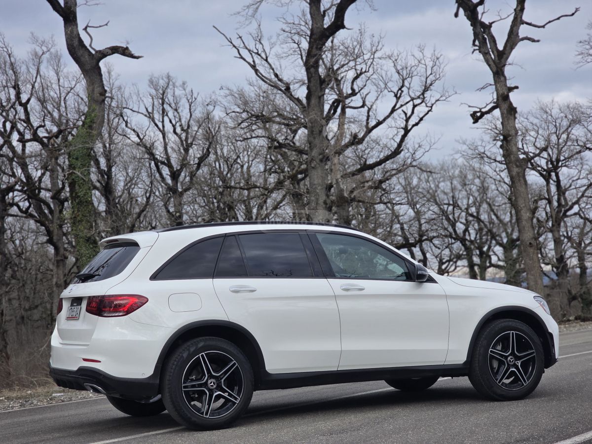 Mercedes-Benz GLC 300 - фото 6