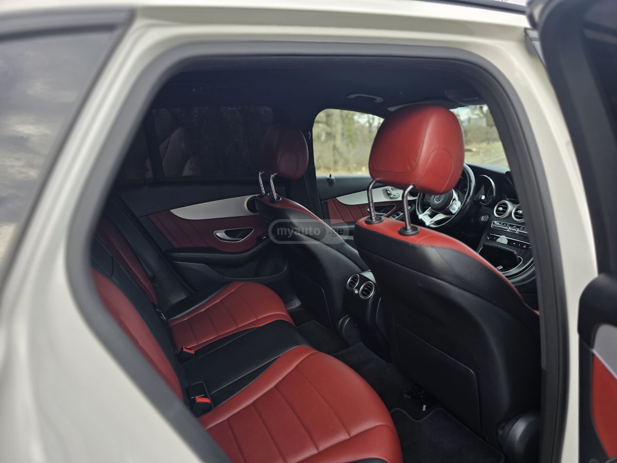 Mercedes-Benz GLC 300 - фото 7