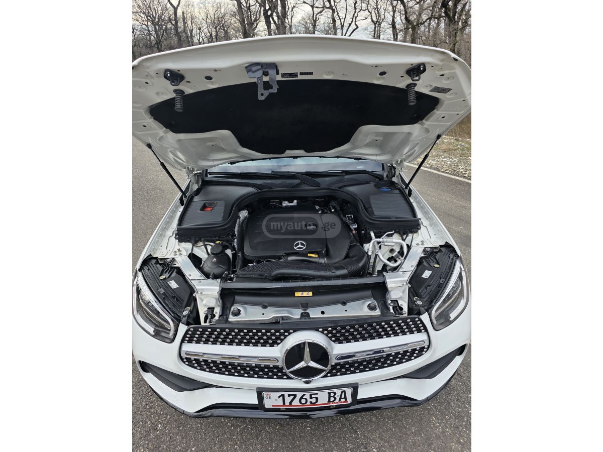 Mercedes-Benz GLC 300 - фото 9