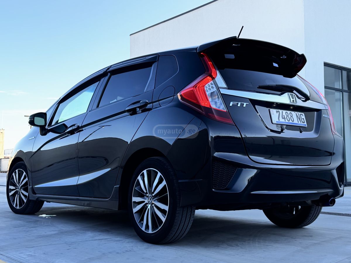 Honda Fit - фото 2