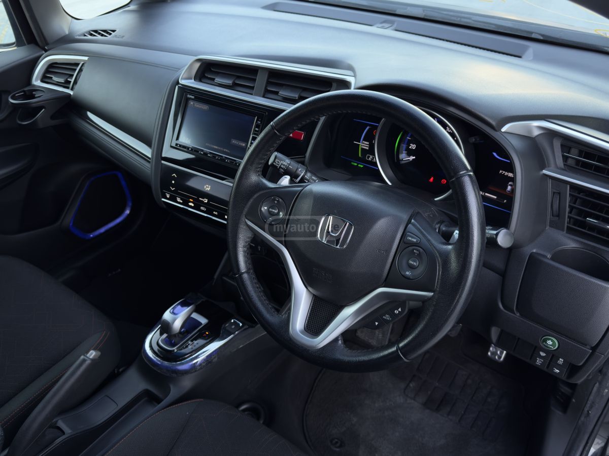 Honda Fit - фото 6