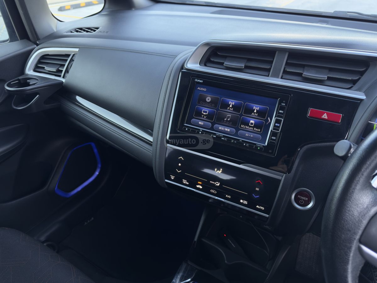 Honda Fit - фото 7