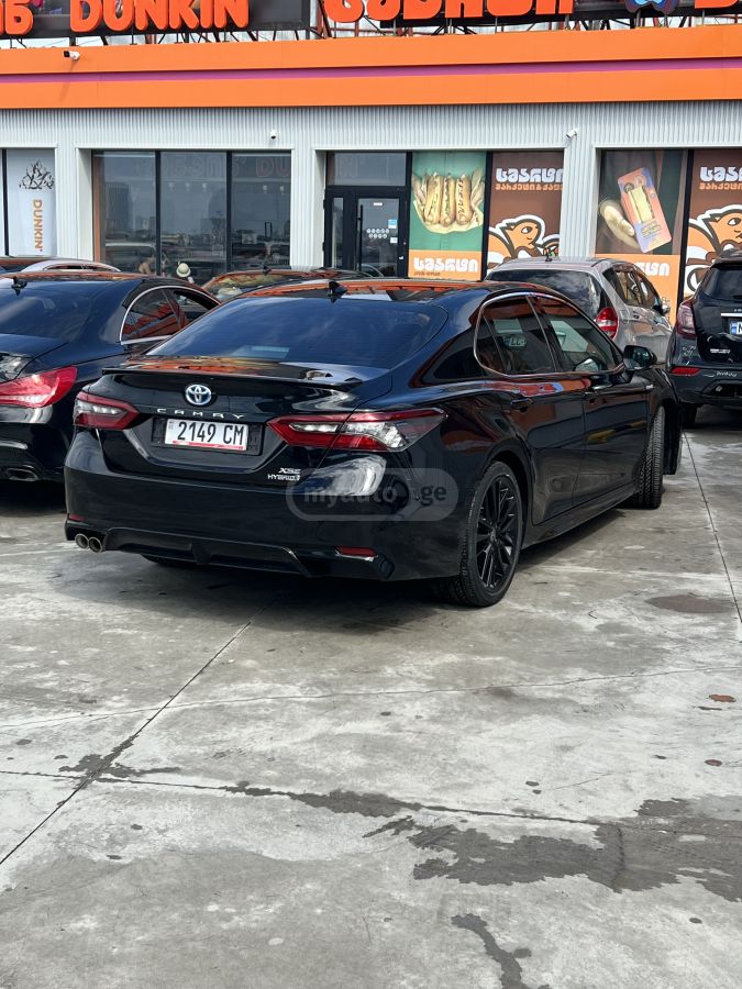 Toyota XSE 4dr Front-Wheel Drive Seda — миниатюра 3