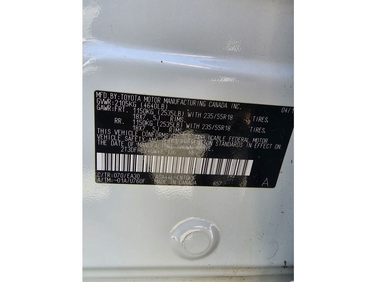 Toyota RAV 4 - фото 12