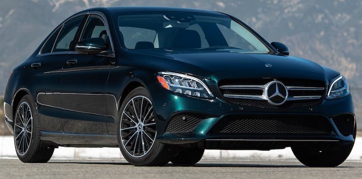 Mercedes-Benz C 300 - фото 1