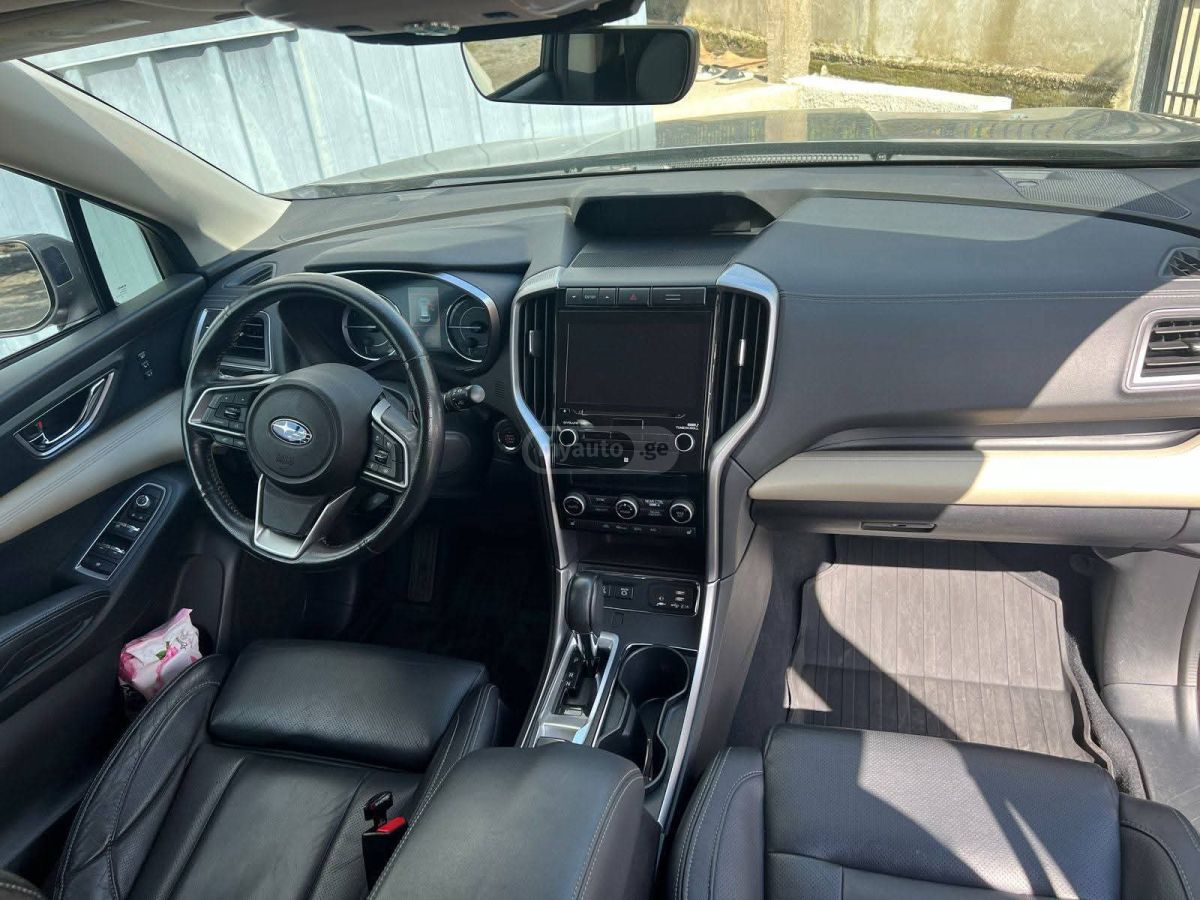 Subaru Limited All-Wheel Drive CVT — миниатюра 6