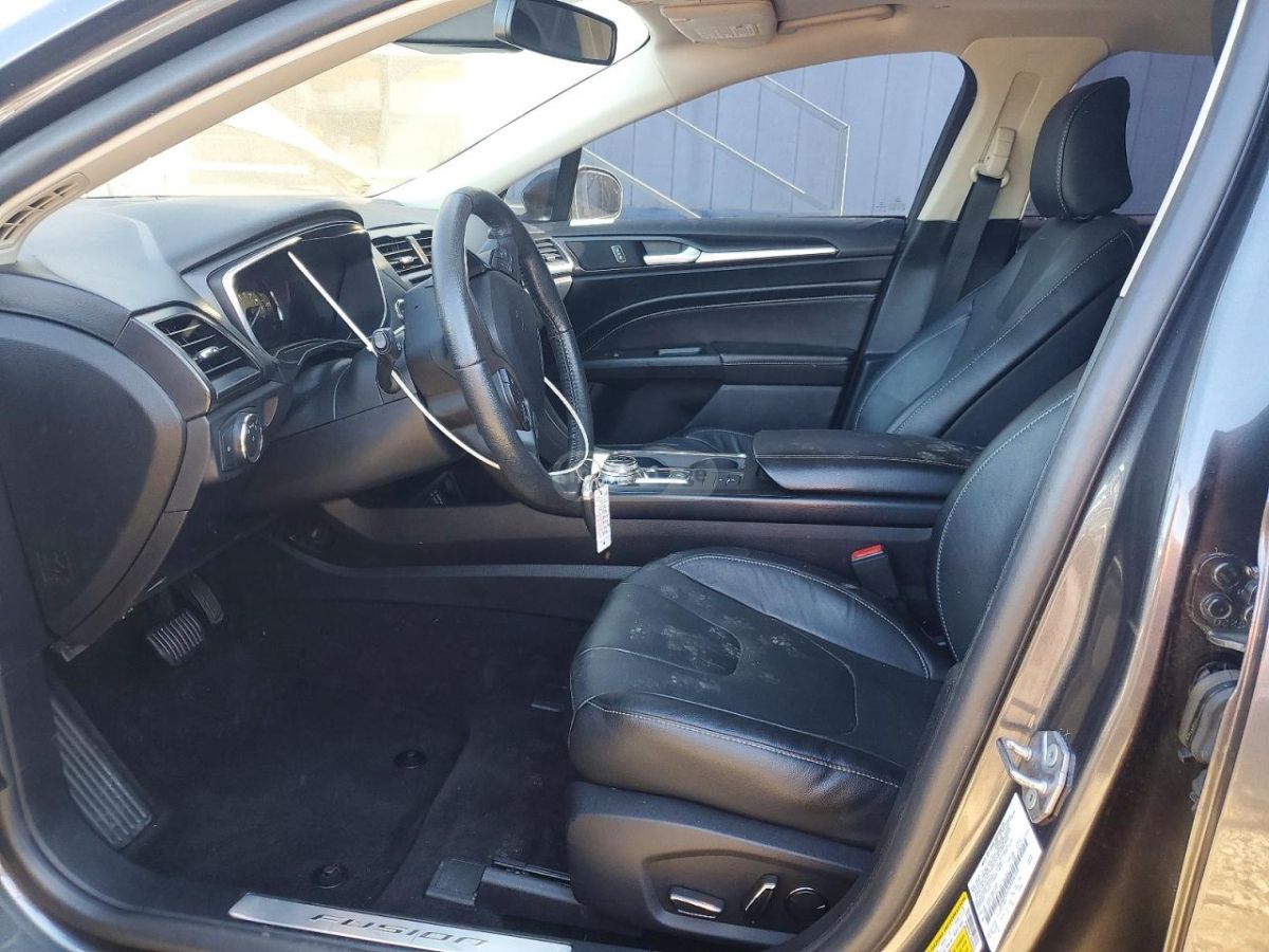 Ford Fusion - фото 7