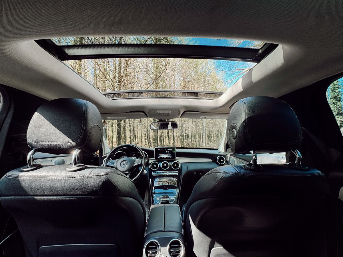 Mercedes-Benz C 300 - фото 4