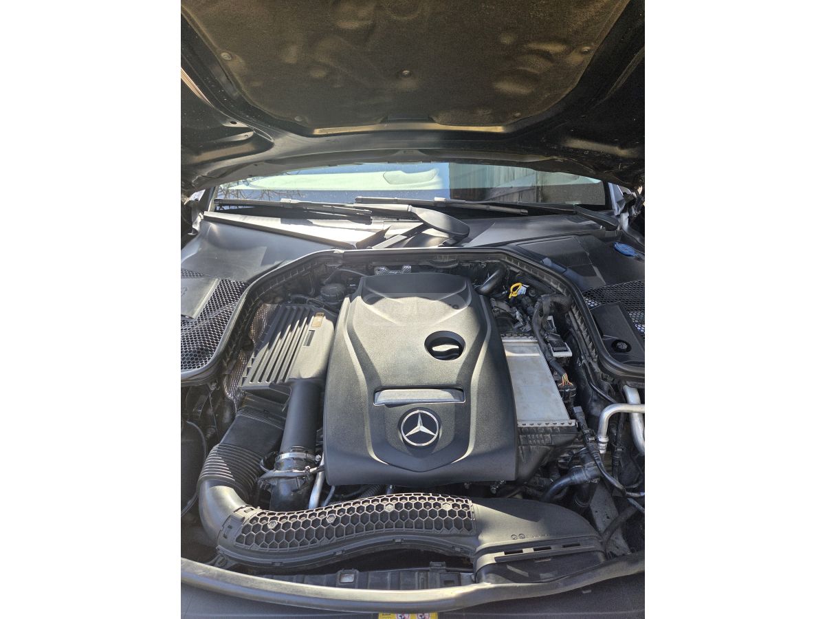 Mercedes-Benz C 300 - фото 9