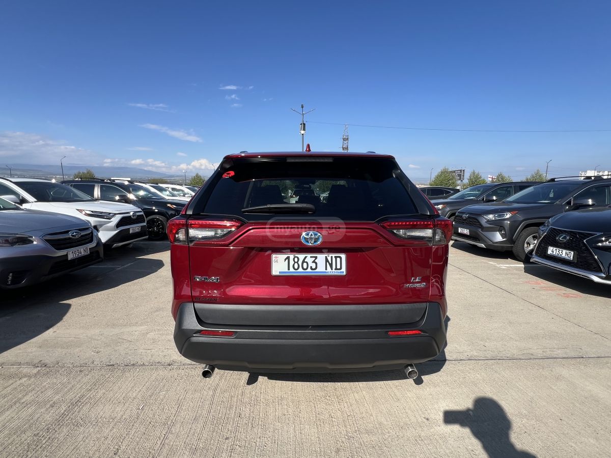 Toyota Rav 4 - фото 4