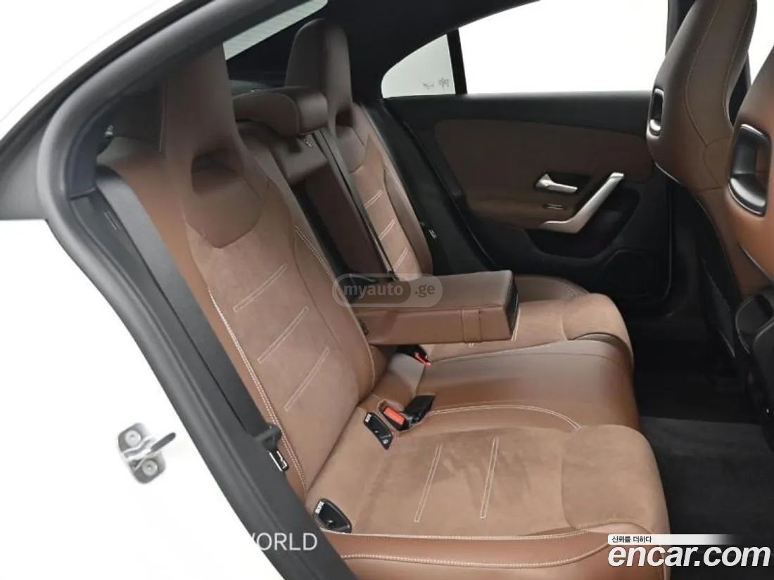 Mercedes-Benz CLA 35 AMG 2026 — миниатюра 10