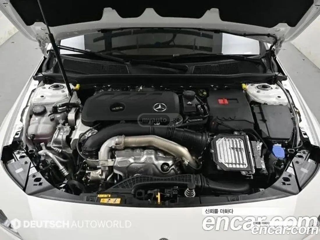 Mercedes-Benz CLA 35 AMG 2026 — миниатюра 6