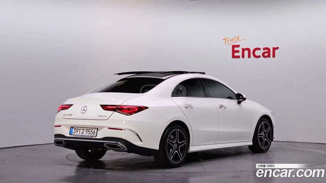 Mercedes-Benz CLA 35 AMG 2023 — миниатюра 2