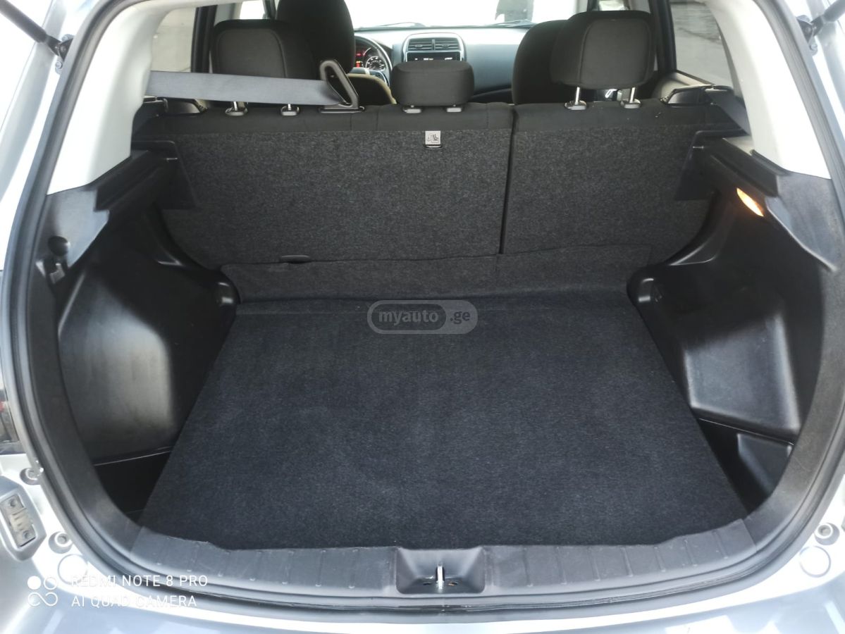 Mitsubishi SE — миниатюра 7