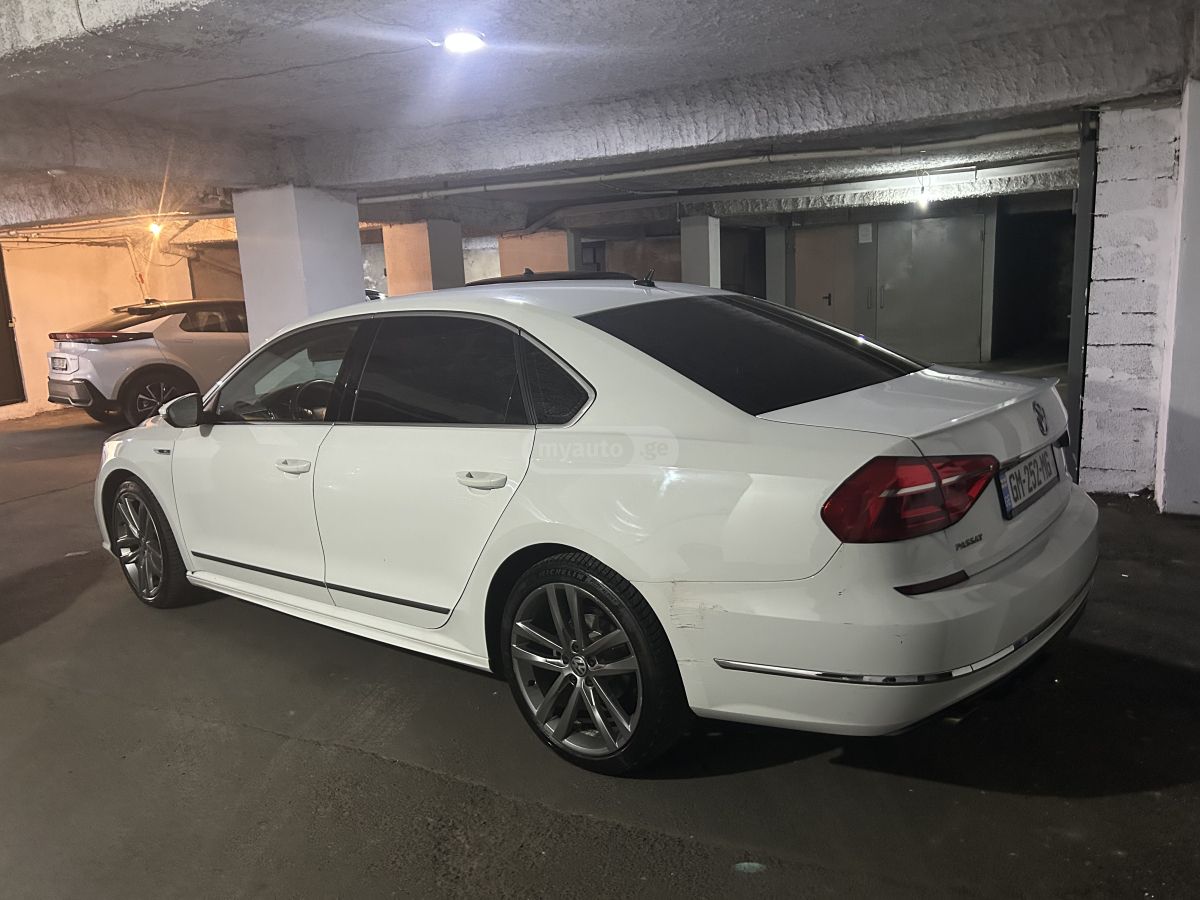 Volkswagen Passat - фото 2