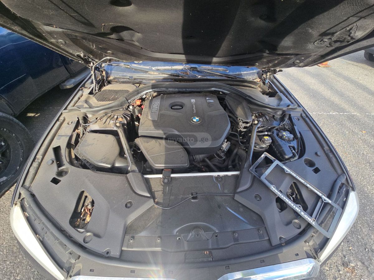 BMW 530 - фото 4