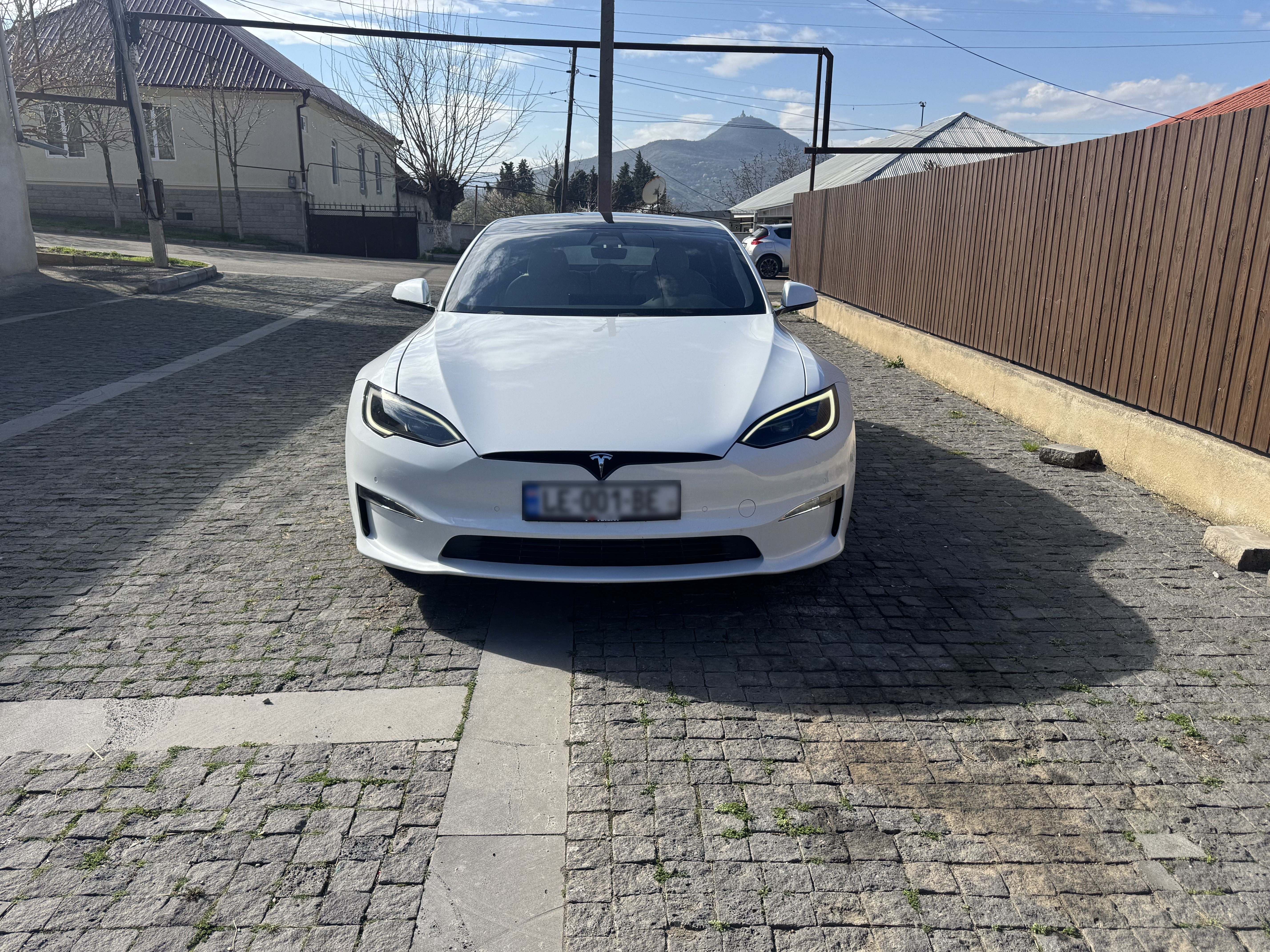 Tesla Model S 2022 — фото 2 купить в Москве