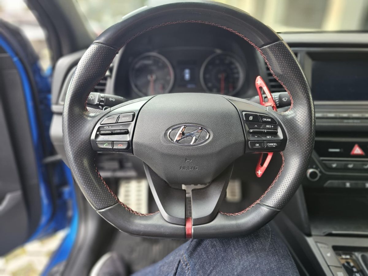 Hyundai Elantra - фото 8