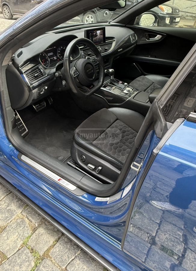 Audi RS7 - фото 3