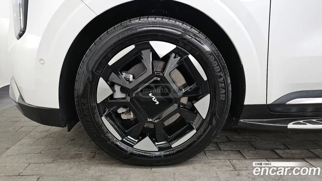 Kia Sedona 2024 — миниатюра 5