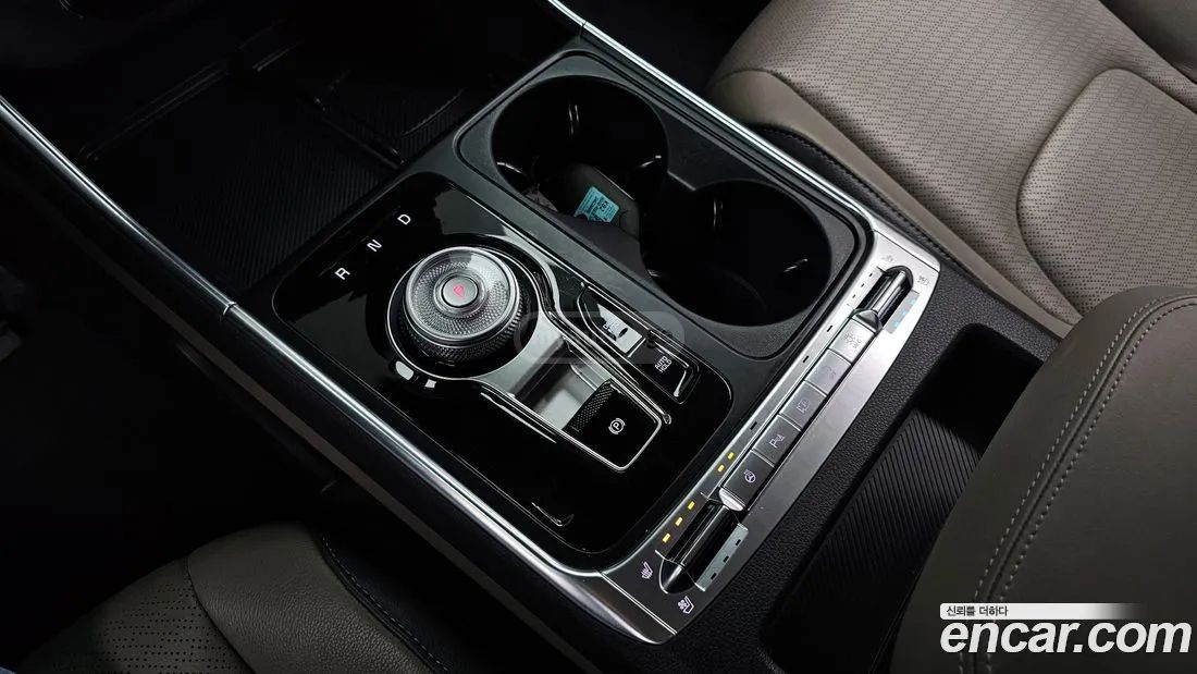 Kia Sedona 2024 — миниатюра 9