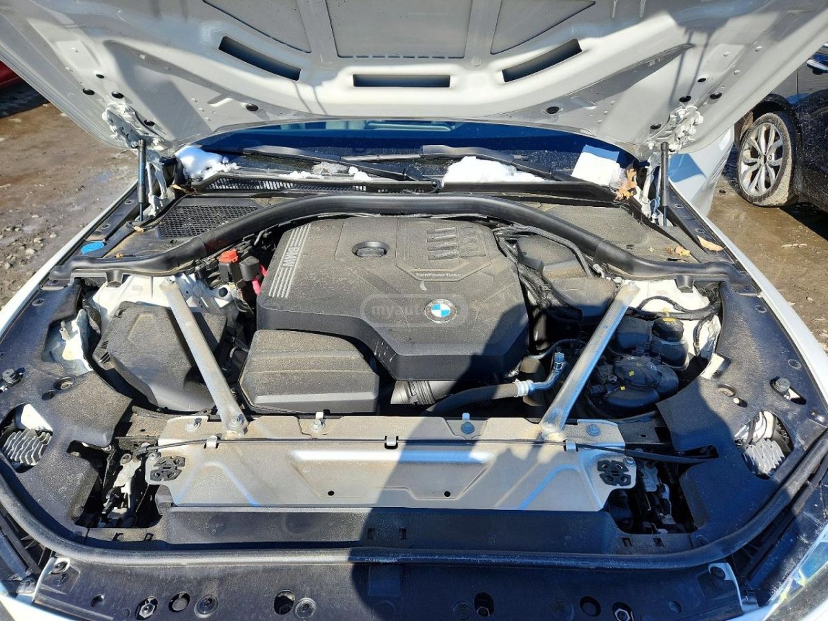 BMW i 4dr Rear-Wheel Drive Hatchba — миниатюра 11