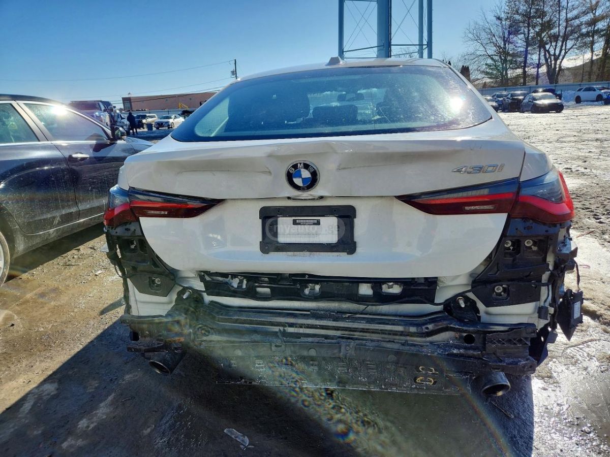 BMW i 4dr Rear-Wheel Drive Hatchba — миниатюра 6