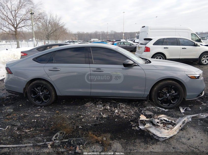 Honda Accord - фото 12