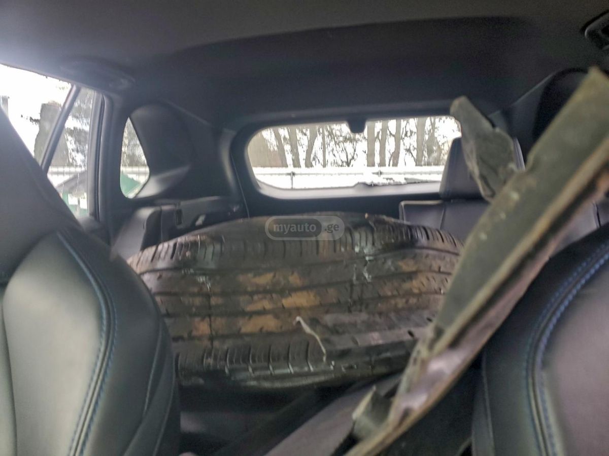 Toyota RAV 4 - фото 10