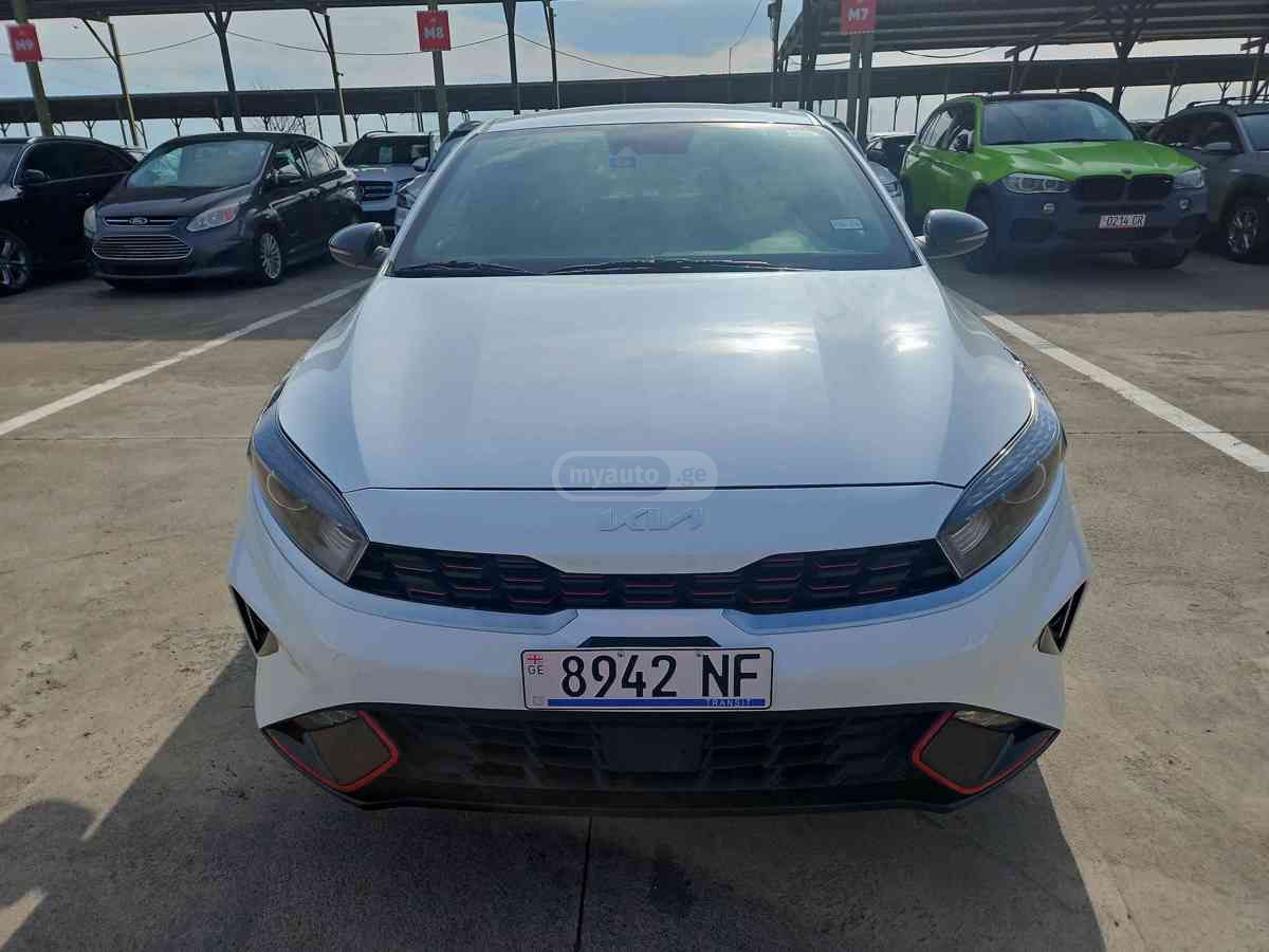 Kia Forte - фото 2