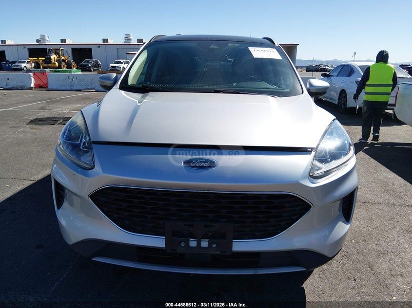 Ford Escape - фото 12